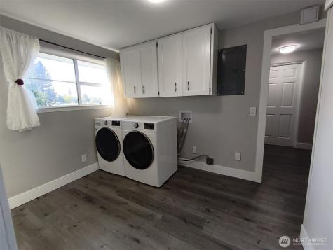 108 W Bartlett Road Lynden WA 98264