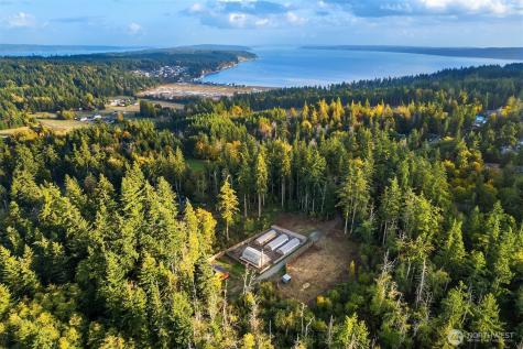 4 E Mountain View Road Camano Island WA 98282