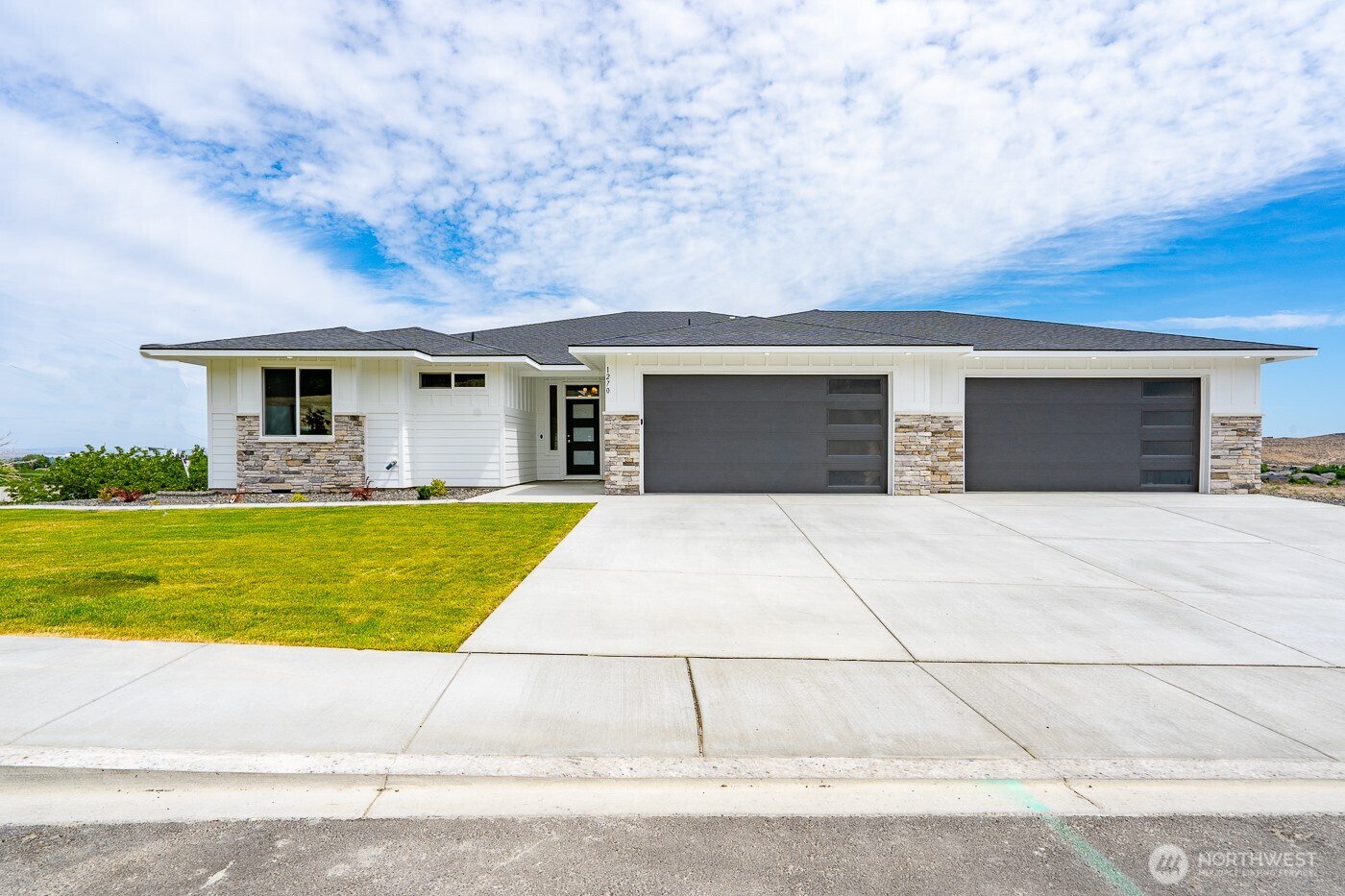 1196 8th Avenue NE Ephrata WA 98823