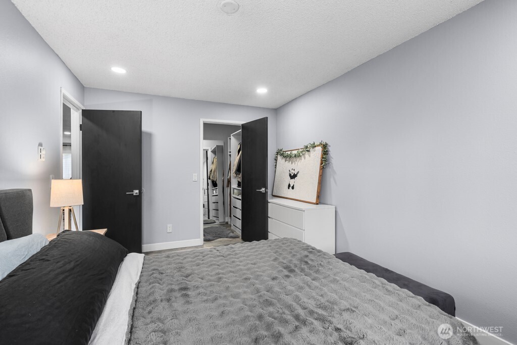 1826 S 330th Federal Way WA 98003
