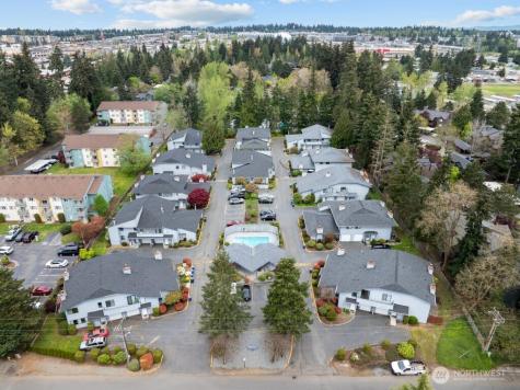 1826 S 330th Federal Way WA 98003