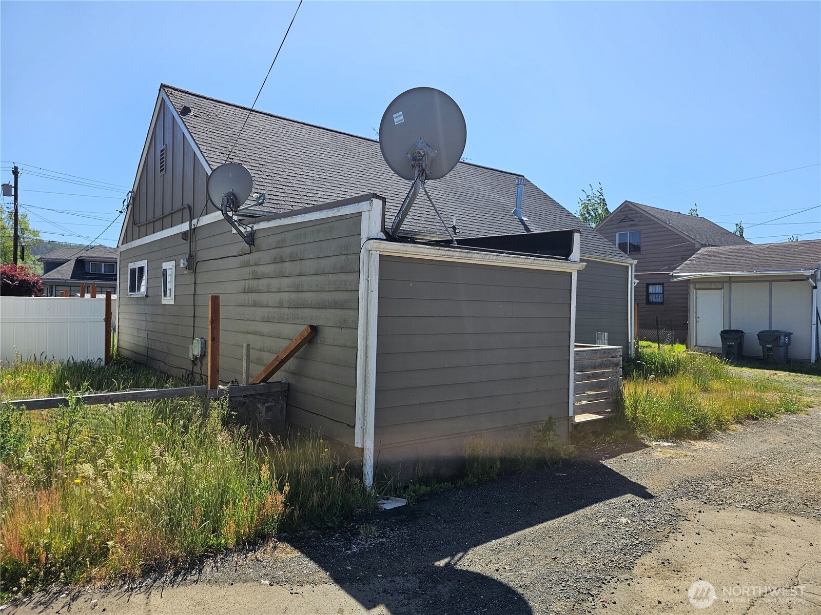 709 Monroe Street Hoquiam WA 98550