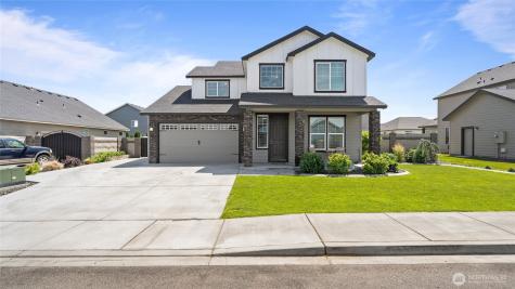8215 Cardinal Peak Street West Richland WA 99353