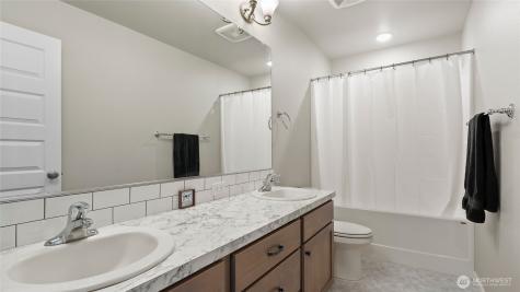 8215 Cardinal Peak Street West Richland WA 99353