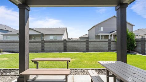 8215 Cardinal Peak Street West Richland WA 99353
