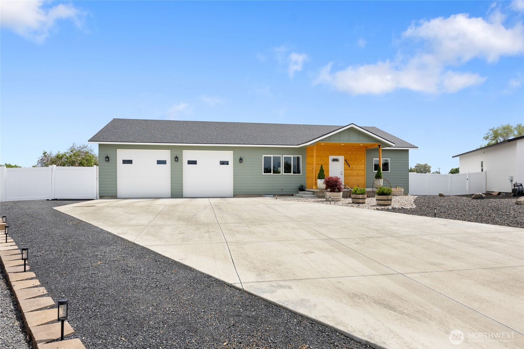6444 Rd 2.05 NE Moses Lake WA 98837