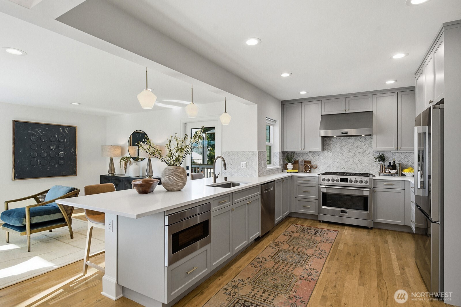 7511 41st Avenue NE Seattle WA 98115