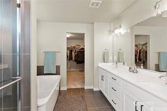 7713 92nd Place NE Marysville WA 98270