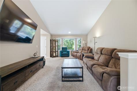 13116 202 Street Ct E Graham WA 98338