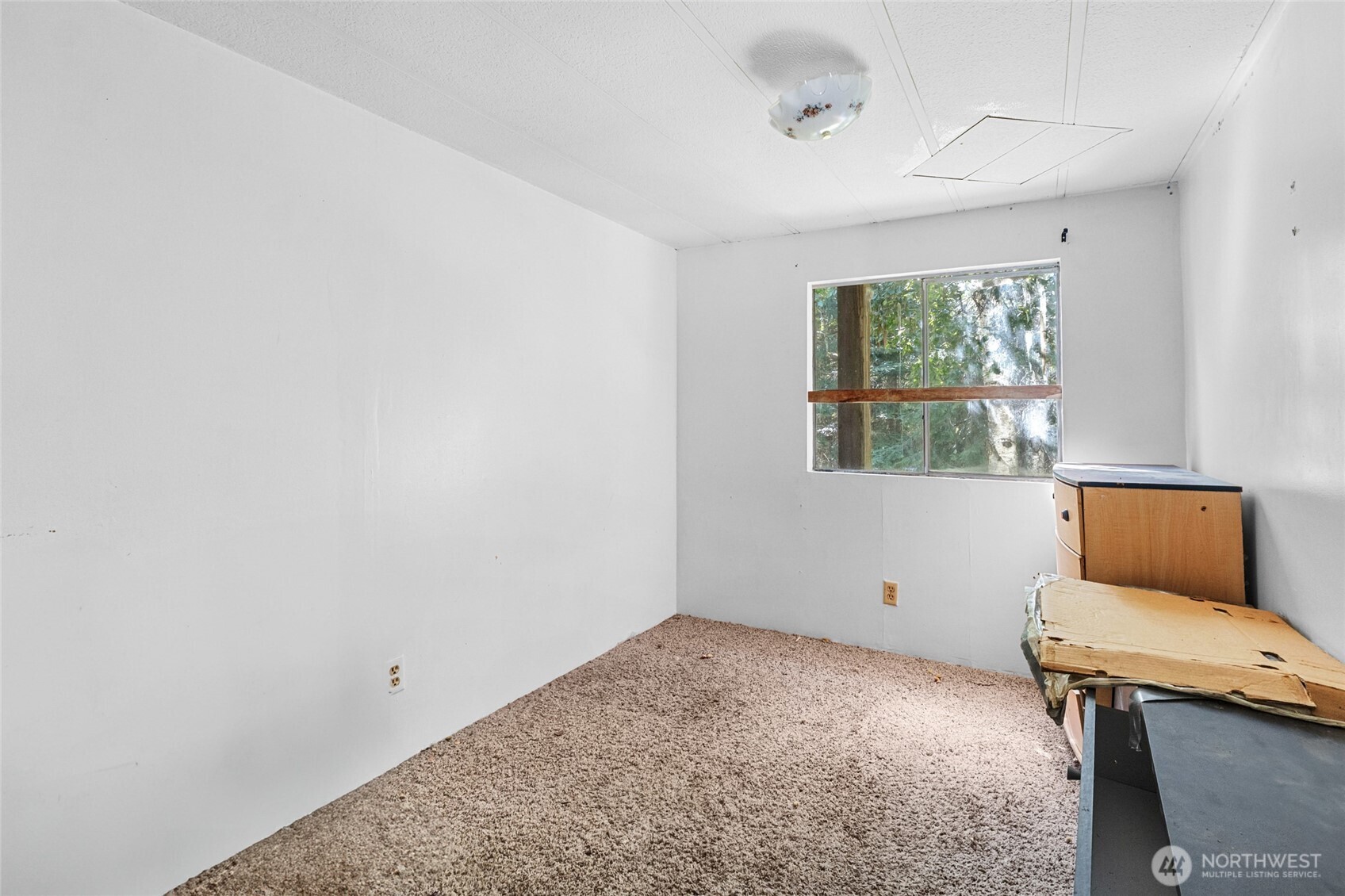 28922 Le Clerc Road N Ione WA 99139