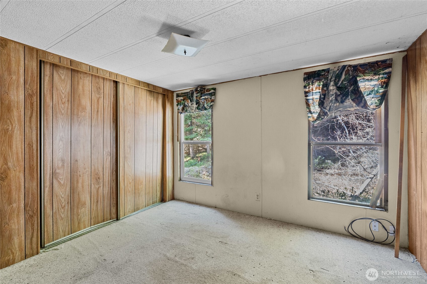 28922 Le Clerc Road N Ione WA 99139