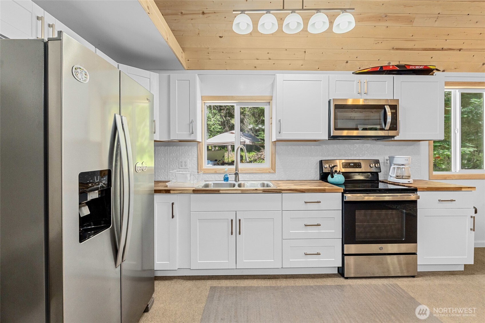 28922 Le Clerc Road N Ione WA 99139