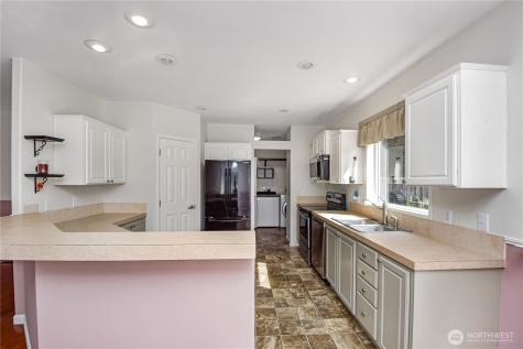 1707 Ginger Place E Port Orchard WA 98366