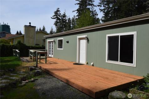 1707 Ginger Place E Port Orchard WA 98366