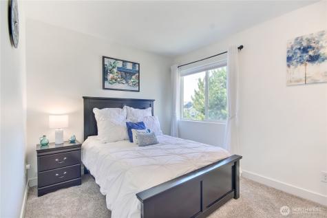 802 62nd Street SE Auburn WA 98092