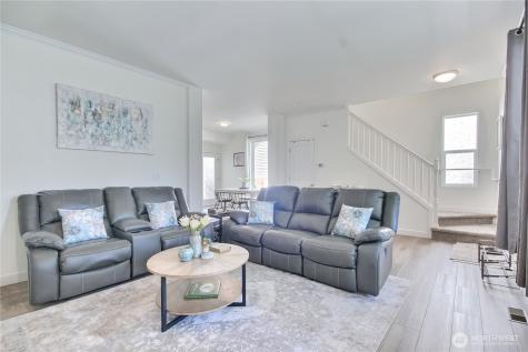 802 62nd Street SE Auburn WA 98092