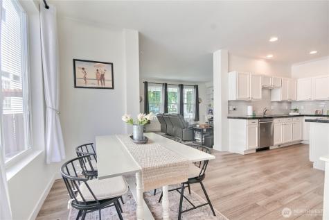802 62nd Street SE Auburn WA 98092