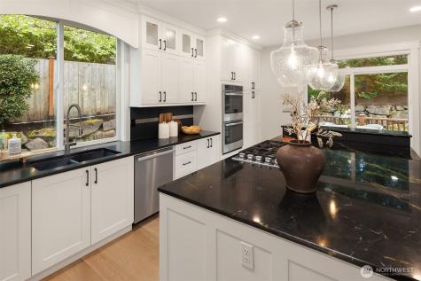 24865 NE 2nd Court Sammamish WA 98074