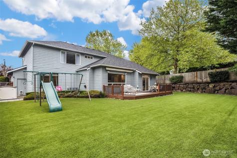 24865 NE 2nd Court Sammamish WA 98074