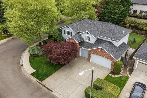 24865 NE 2nd Court Sammamish WA 98074