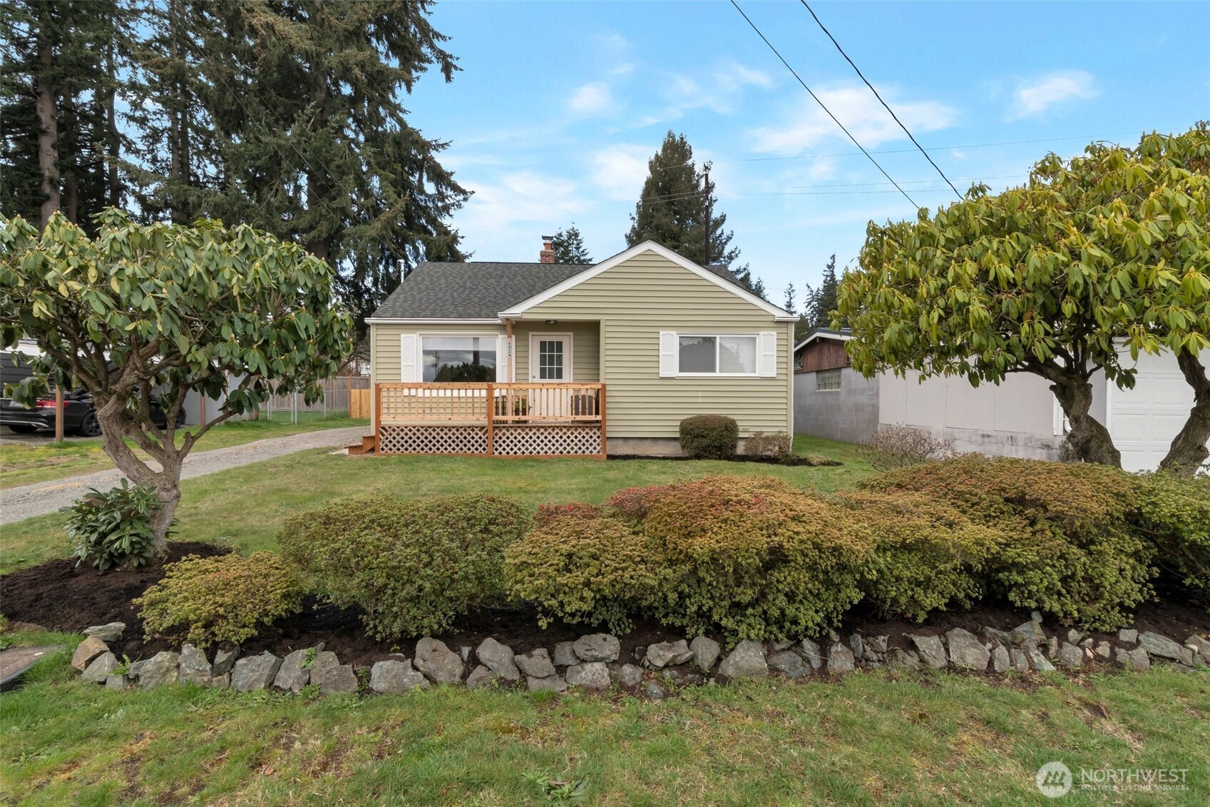 6024 Rockefeller Avenue Everett WA 98203