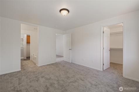 1214 S Cheyenne Court Tacoma WA 98405
