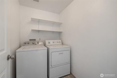 1214 S Cheyenne Court Tacoma WA 98405