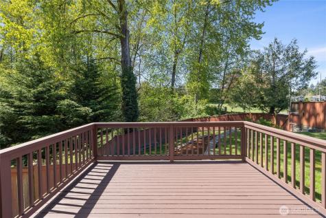 1214 S Cheyenne Court Tacoma WA 98405