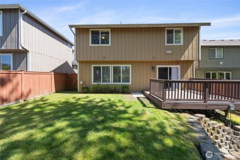 1214 S Cheyenne Court Tacoma WA 98405