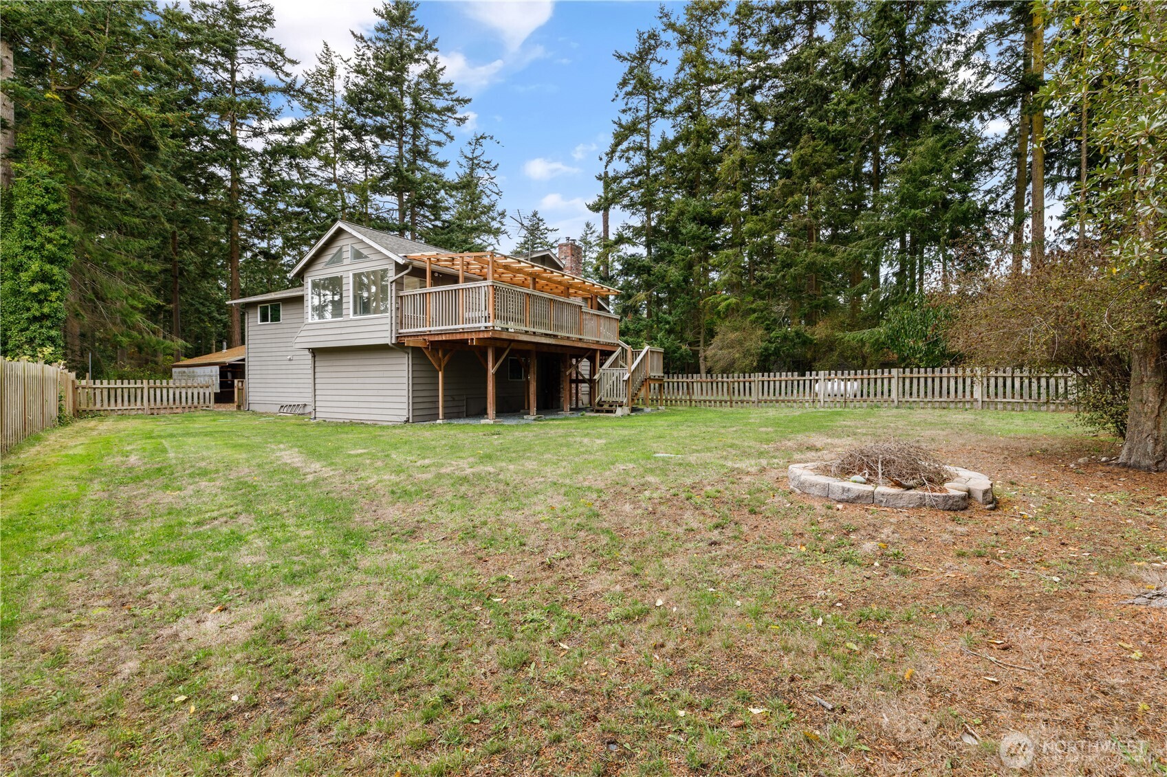 1904 Fir Woods Place Oak Harbor WA 98277