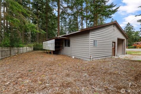 1904 Fir Woods Place Oak Harbor WA 98277