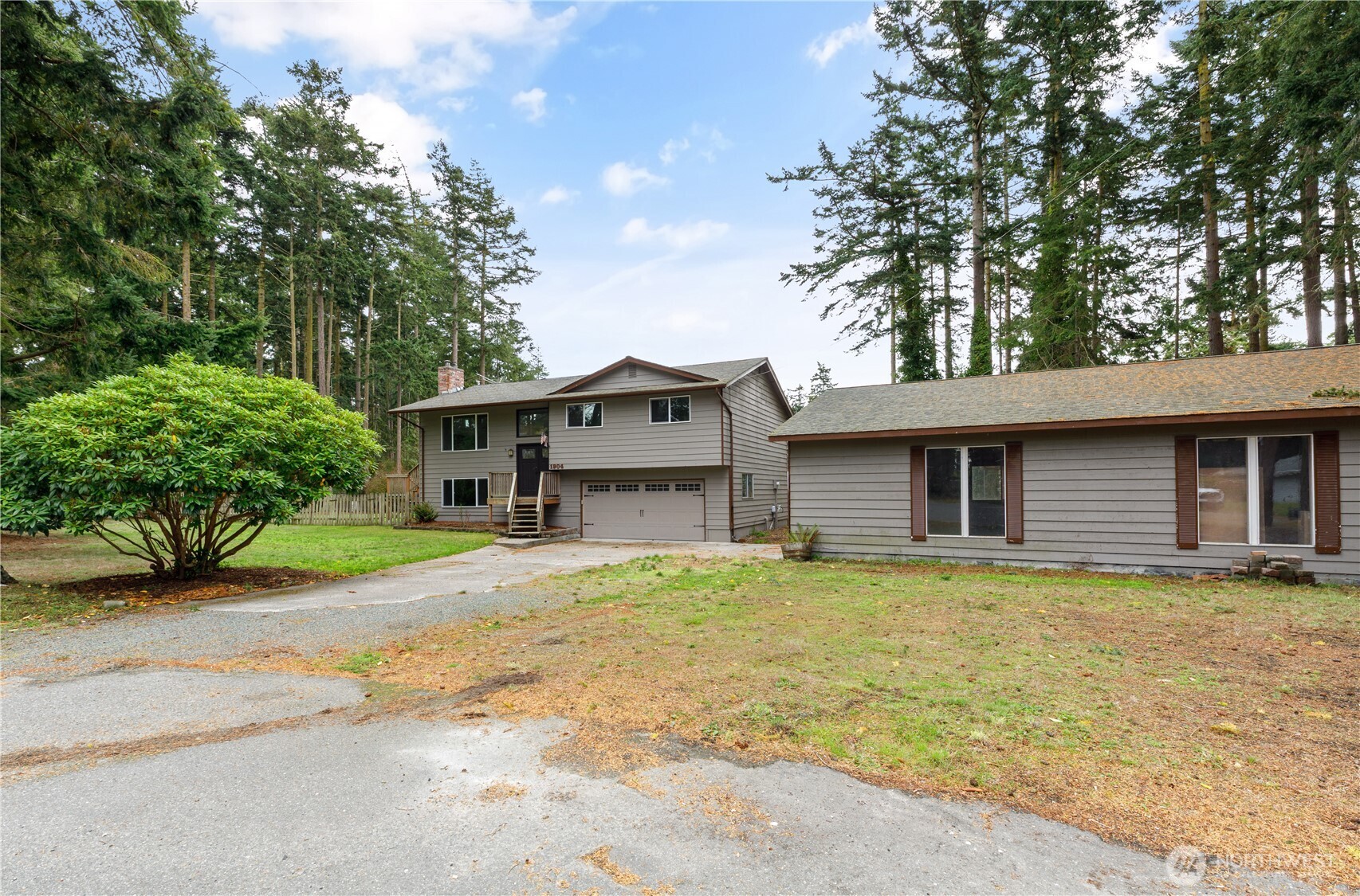 1904 Fir Woods Place Oak Harbor WA 98277