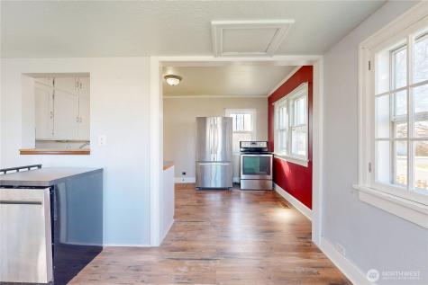 405 SE 8th Street College Place WA 99324