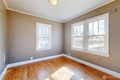 405 SE 8th Street College Place WA 99324