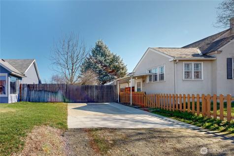 405 SE 8th Street College Place WA 99324
