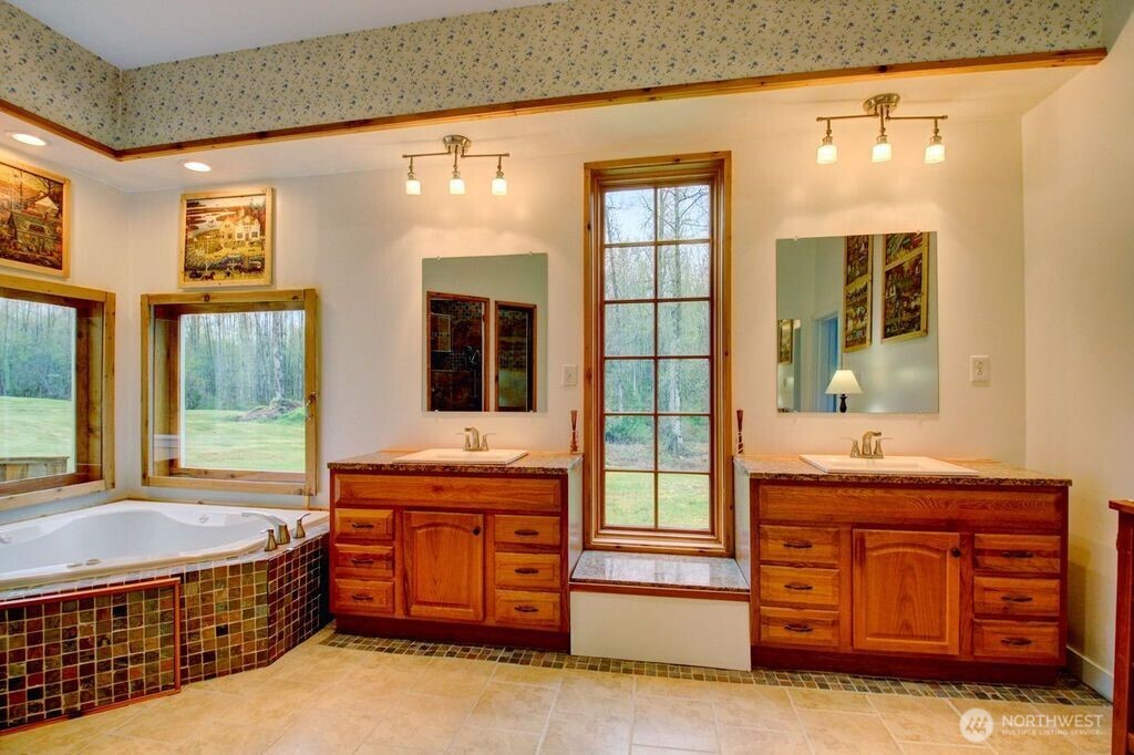 21214 Wildwood Place Sedro Woolley WA 98284