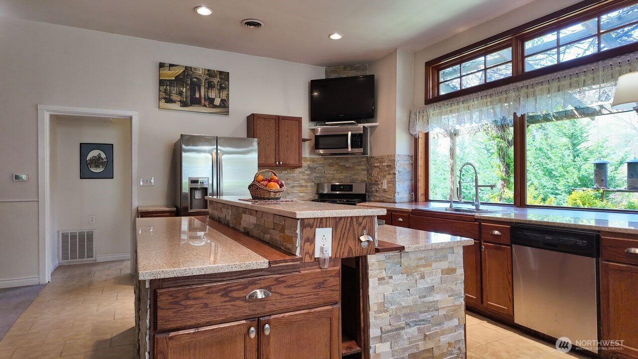 21214 Wildwood Place Sedro Woolley WA 98284