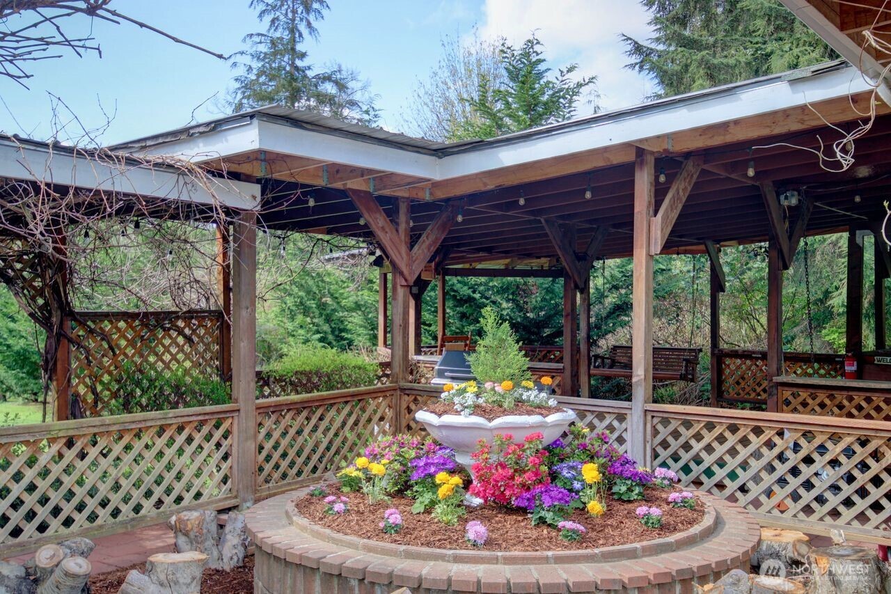 21214 Wildwood Place Sedro Woolley WA 98284
