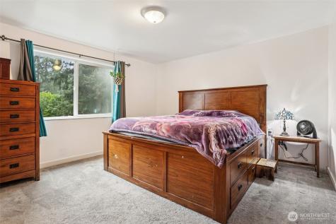 12624 217th Avenue Ct E Bonney Lake WA 98391