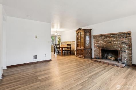 12624 217th Avenue Ct E Bonney Lake WA 98391