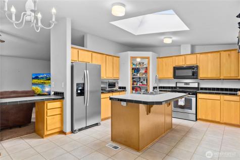 18437 Elderberry Street SW Rochester WA 98579