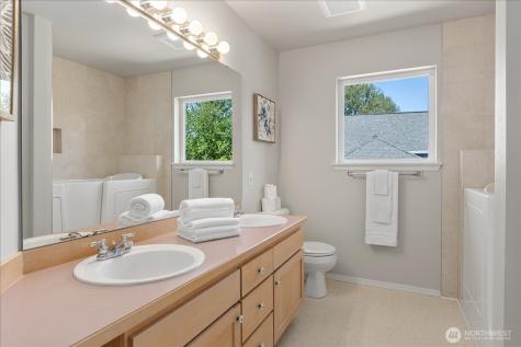 7205 NE 147th Place Kenmore WA 98028