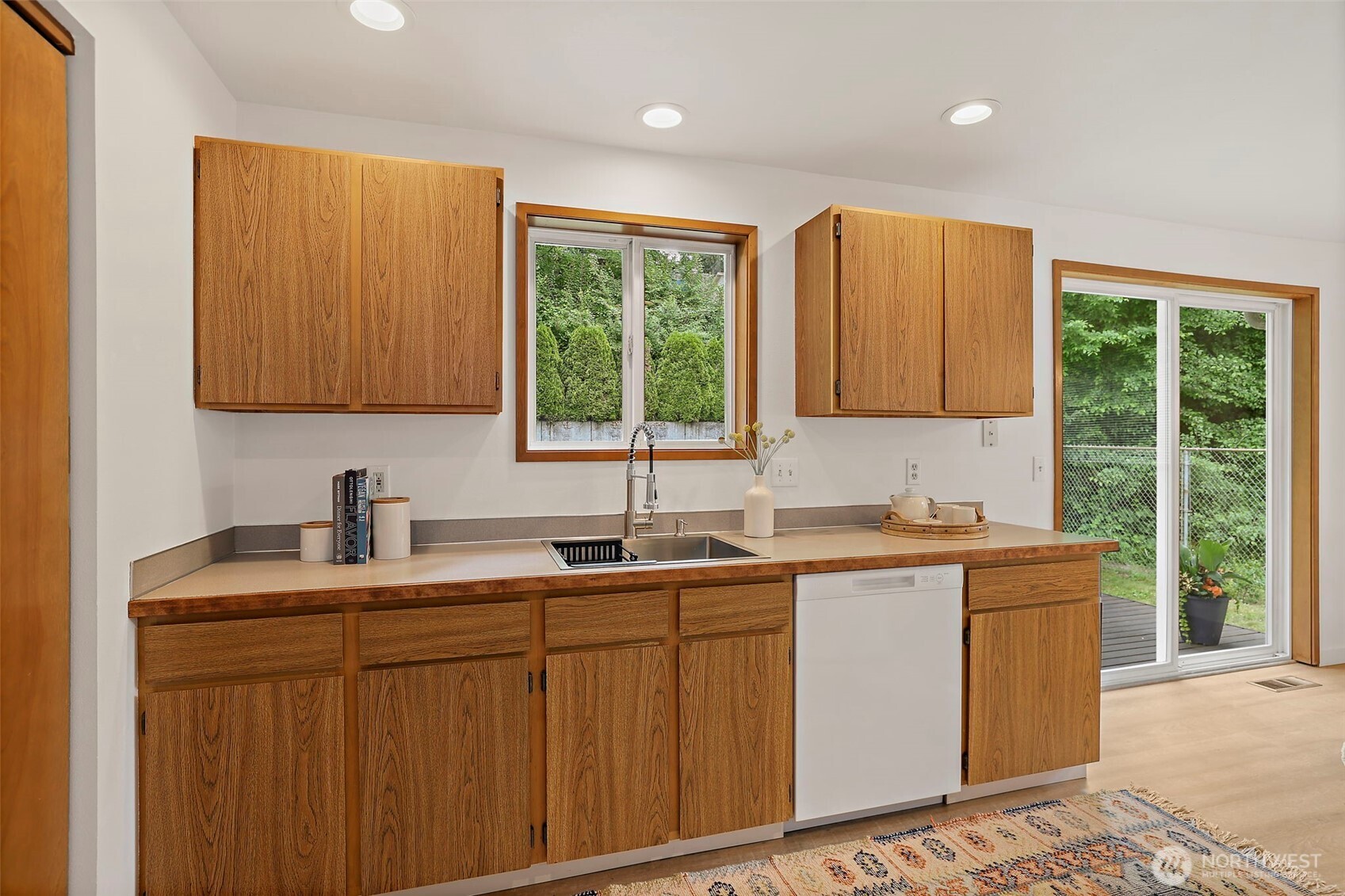 11726 8th Avenue S Burien WA 98168