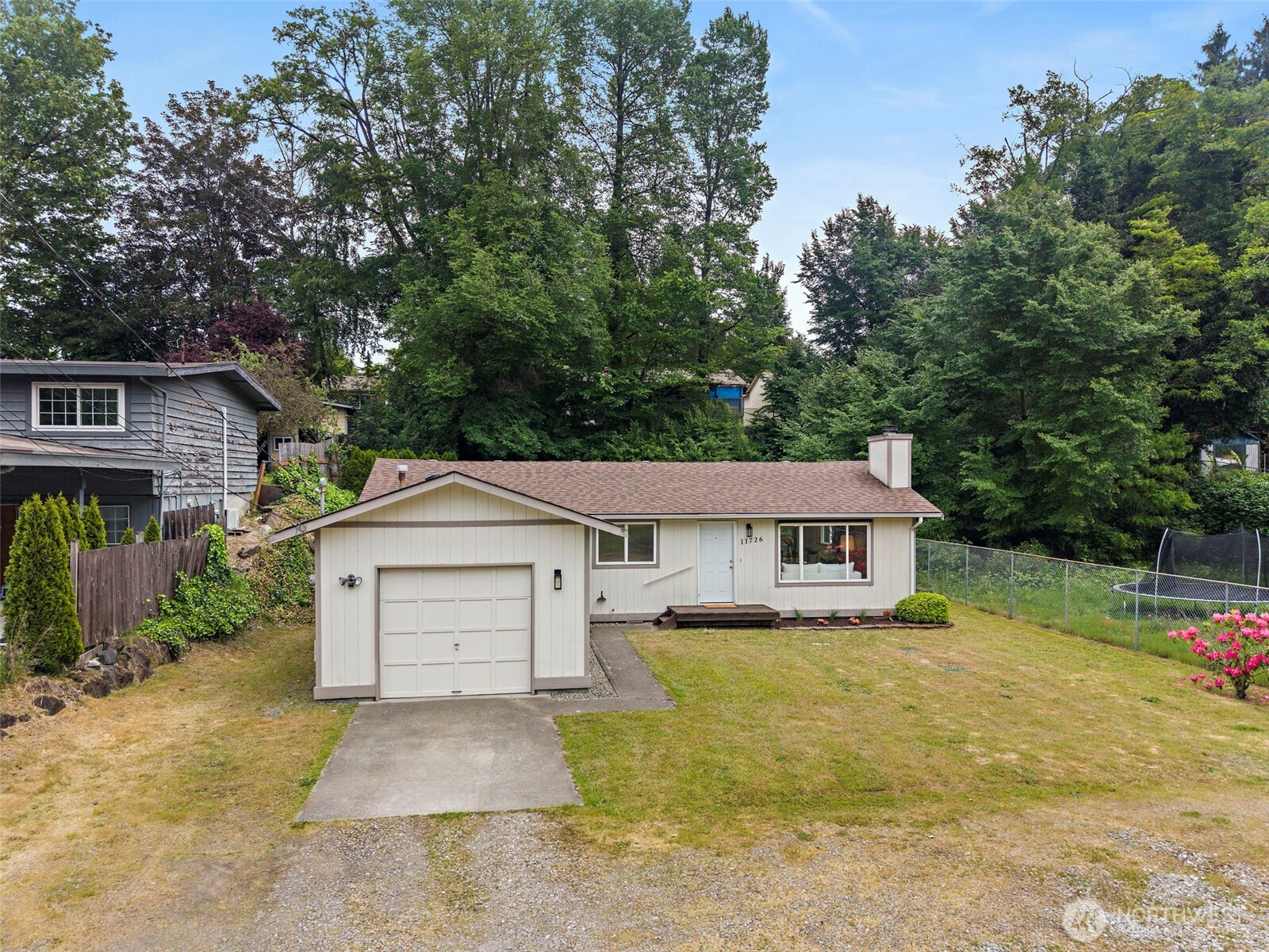 11726 8th Avenue S Burien WA 98168