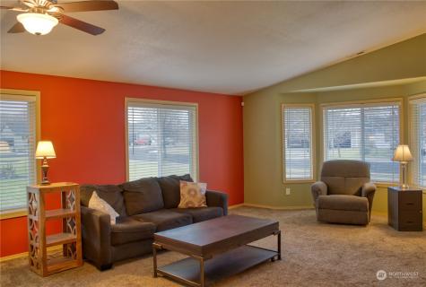 1408 E Greens Loop Road Moses Lake WA 98837