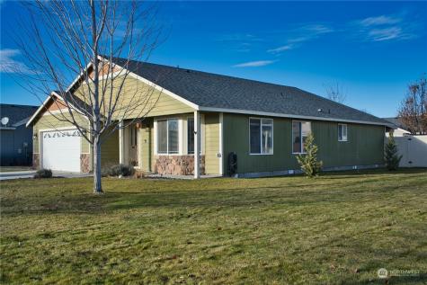 1408 E Greens Loop Road Moses Lake WA 98837