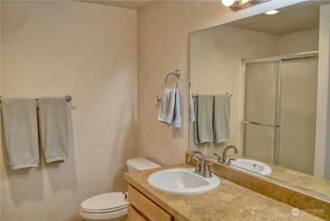 1408 E Greens Loop Road Moses Lake WA 98837
