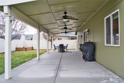 1408 E Greens Loop Road Moses Lake WA 98837