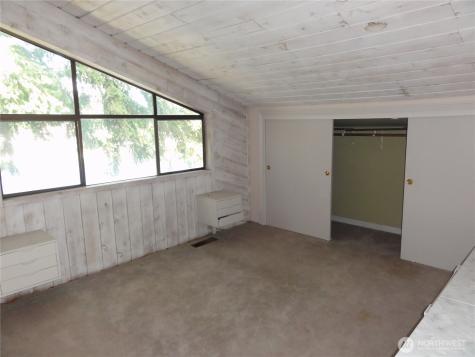 32643 39th Place SW Federal Way WA 98023