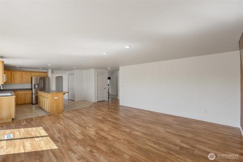 1055 July Court Moses Lake WA 98837